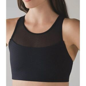 Lululemon Gear Up Bra Sz. 6